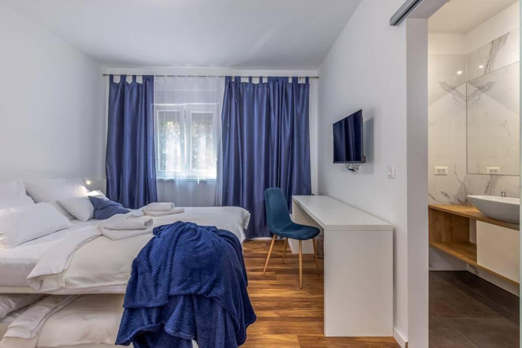 Villa Aurus - Luxury 5 Bedroom Vir Εξωτερικό φωτογραφία